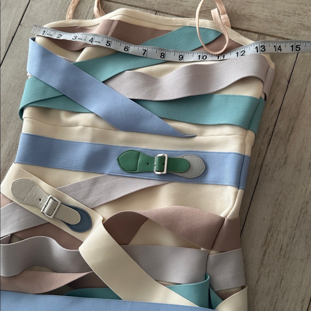 NWOT AKIRA STRAP UP BANDAGE MINI DRESS Size M - Picture 11 of 14